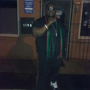 Meet your Posher, Troy